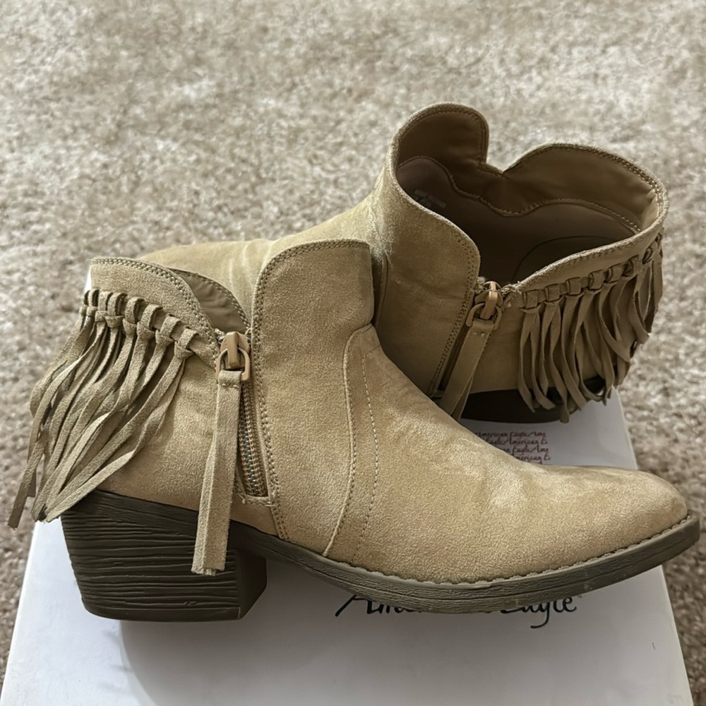 Tan Cowgirl boots